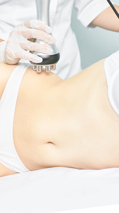 Perfect body radio treatment. Woman at spa procedu