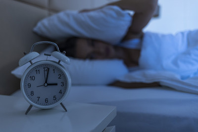 失眠女性患有失眠、睡眠呼吸暂停或压力。