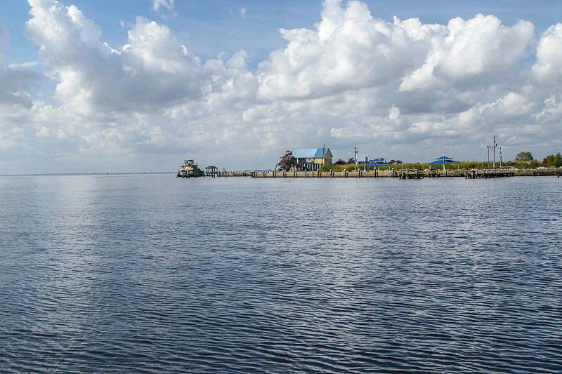 一个风景优美的海景