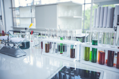 医学或化学实验室背景。没有人的实验室概念。