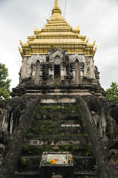 清曼Wat Chiang Man始建于1297年，是清迈的第一座寺庙，在清迈新城建设期间，孟格雷国王