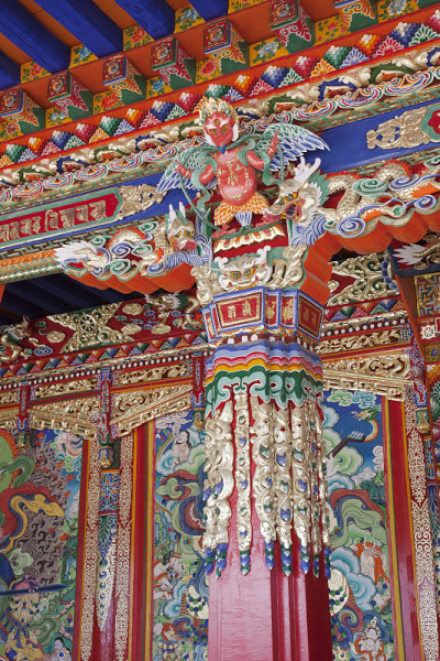 西藏屋顶装饰