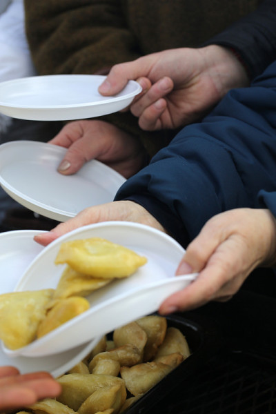 为穷人和无家可归者提供食物