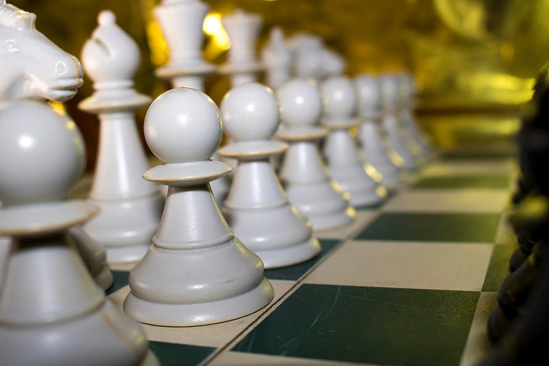 每个棋子都是战略象棋