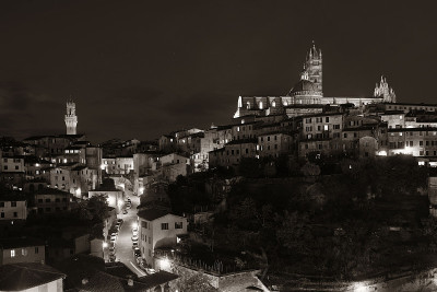 锡耶纳全景夜景