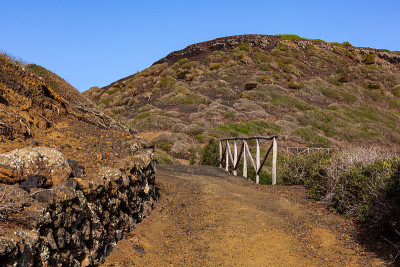 通往利诺萨的Monte Nero火山之路。特色乡村公路