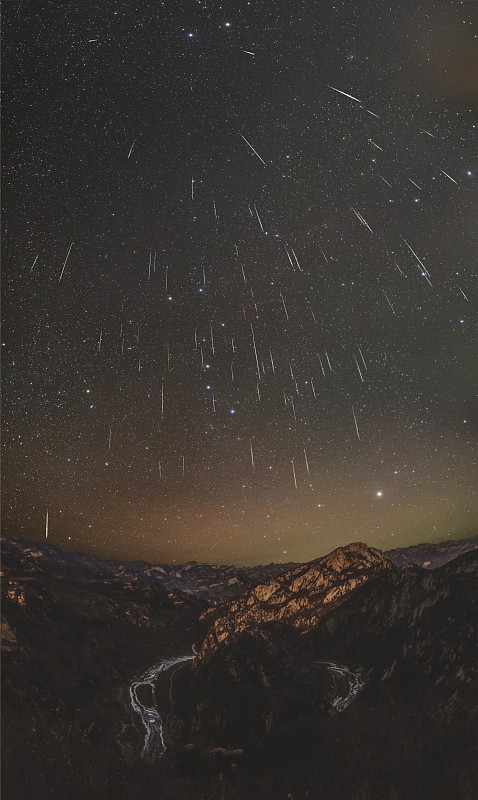 双子座流星雨期间的流星