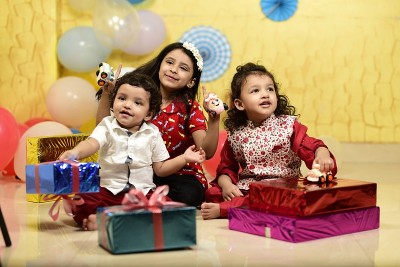 孩子的生日聚会在家里