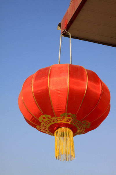 大红灯笼高高挂