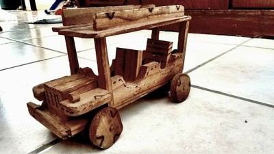 玩具车