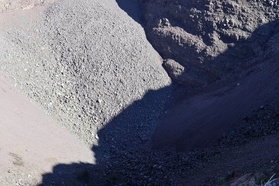 维苏威火山-火山口底部