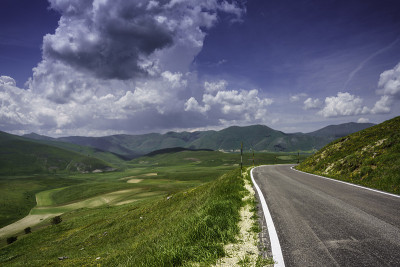 钢琴大di Castelluccio，山区和乡村景观