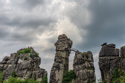 德国Teutoburg森林的砂岩岩层Externsteine