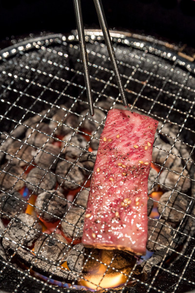 烤和牛里脊肉烧肉片