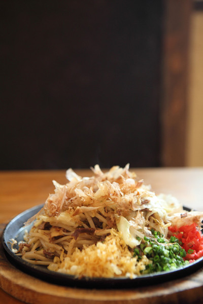 日式料理，炒面日式炒面