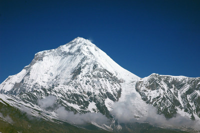 达乌拉吉里山