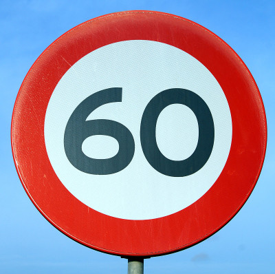 只有60路标志- 60岁