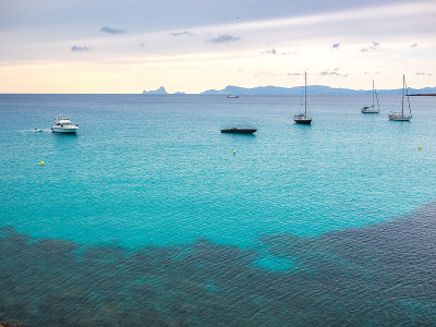 Formentera透明的水