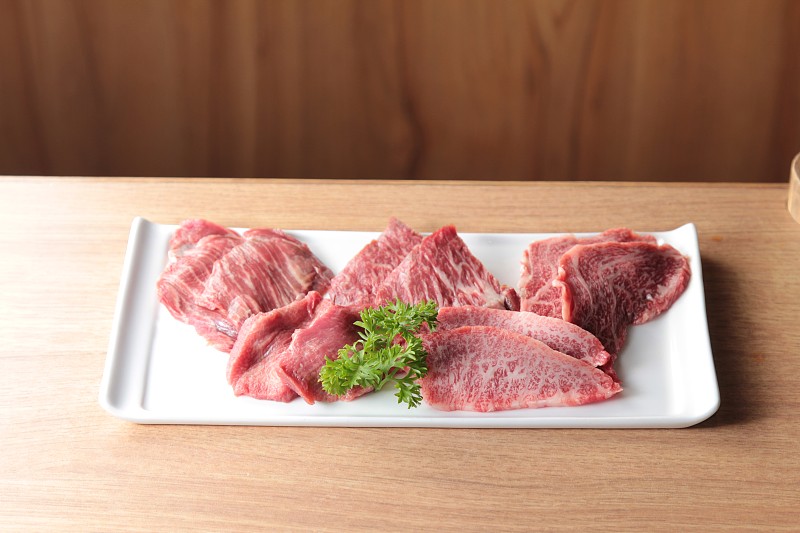 生牛肉