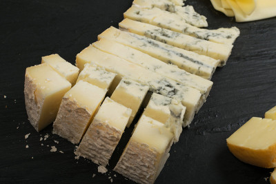 Cheeseboard with Cheese Mix