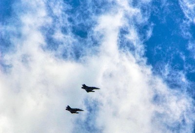 一起在天空中