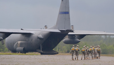 c - 130飞机部署