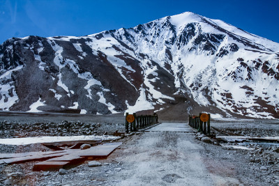 穿山之路