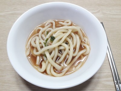乌东