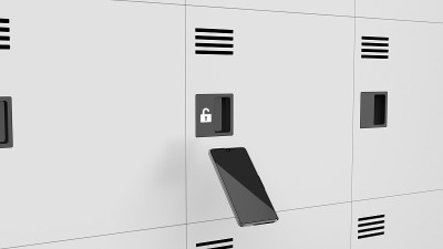 储物柜和智能手机3d渲染。jpg