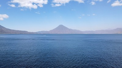 阿特兰湖