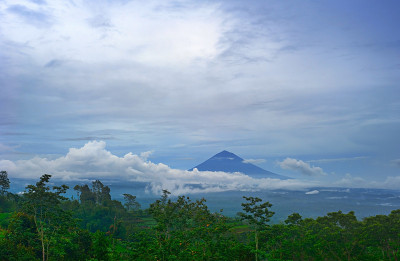 巴厘岛火山