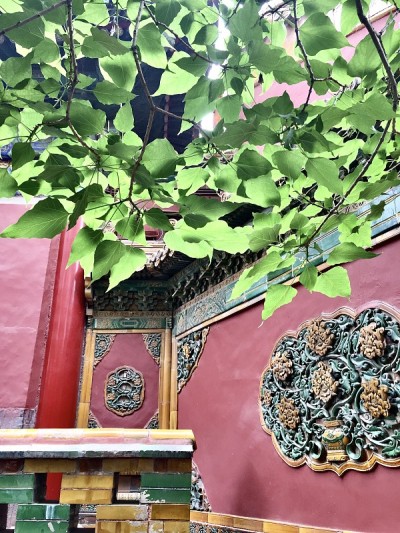 The Forbidden City (Chinese: 紫禁城; pinyin: Zǐjìnché