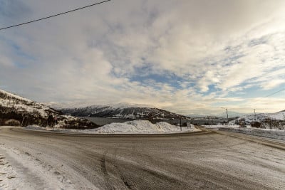 Ersfjordbotn挪威多云