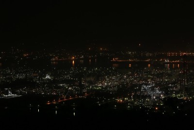 水岛建筑群夜景