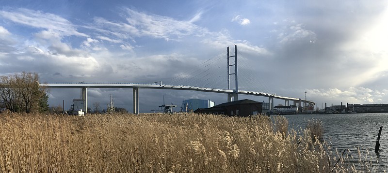吕根岛大桥