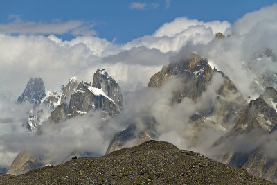 巴基斯坦的山脉和山峰