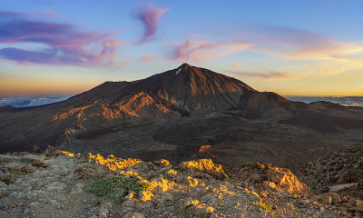 从瓜哈拉山顶看日出的泰德火山