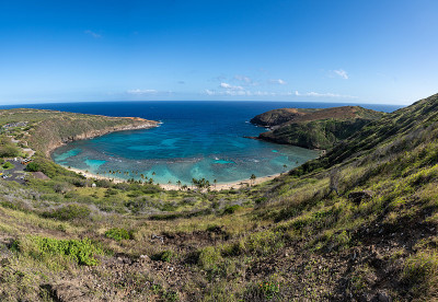 夏威夷瓦胡岛的哈瑙马湾自然保护区全景