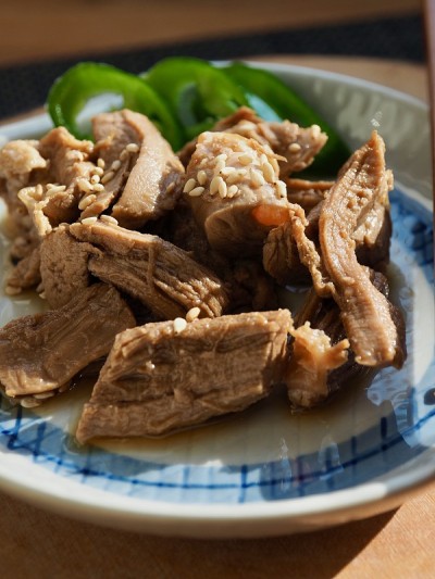 韩国传统食品猪肉酱油，姜瓣酱