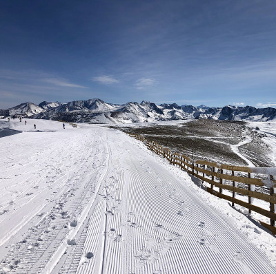 滑雪板的路径