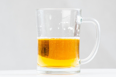 啤酒杯