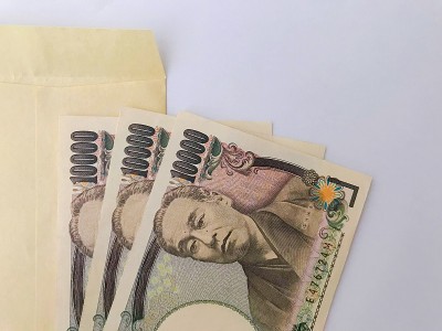 信封和3万日元