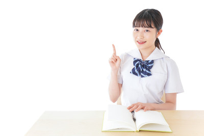 班里的年轻学生