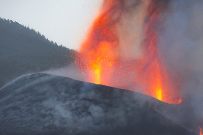 早上的坎伯维哈火山