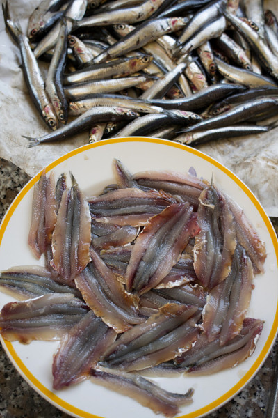 新鲜凤尾鱼片