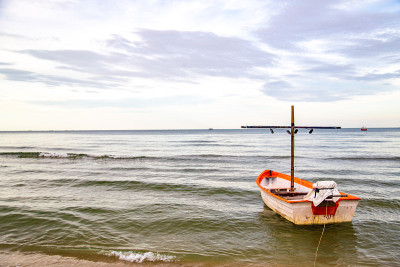 Suan Son Pradipat海滩日落在Prachuap Khiri汗，泰国