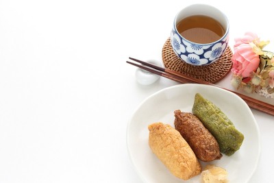 日本料理，什锦稻足饭和豆腐皮