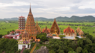 Wat Tham Sua是泰国北碧府的一座公共寺庙