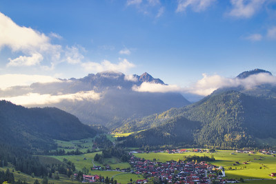 巴伐利亚和奥地利美丽的高山风景