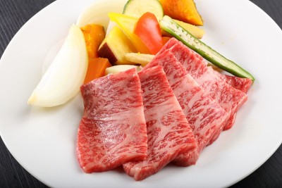 牛肉和蔬菜